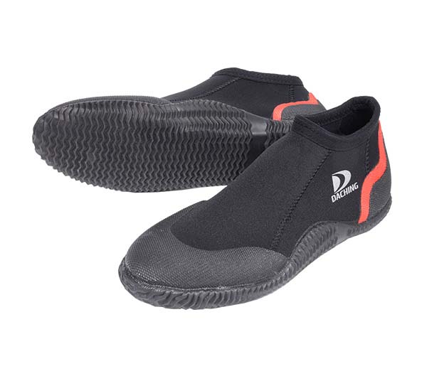 Water Sport Shoes & Beach Shoes