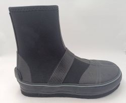 Fishing boot with felt sole